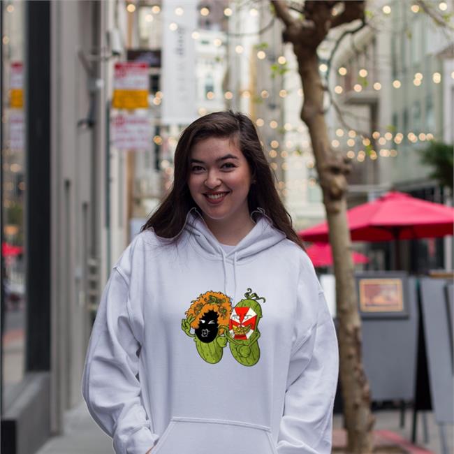 That Umbrella Guy Merch Pickle Family Tug Life 4 Eva Hoodie