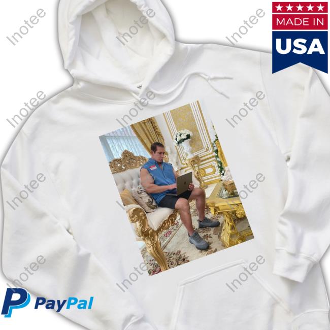 Marcus Pork Jr. On Laptop Jr.'S Design Hooded Sweatshirt